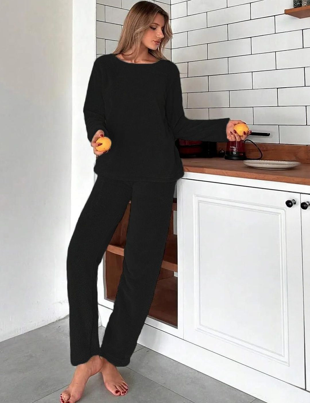 Kotty Women Round Neck Top With Pyjamas