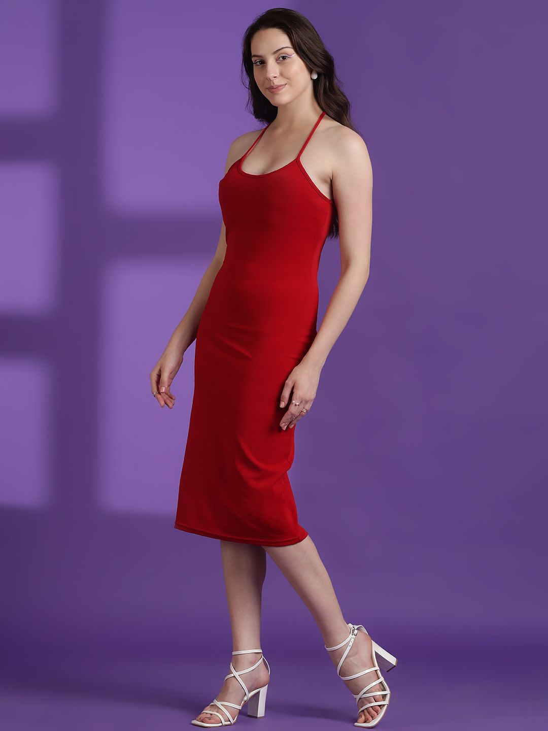 Kotty Women Solid Halter Neck Sheath Dress