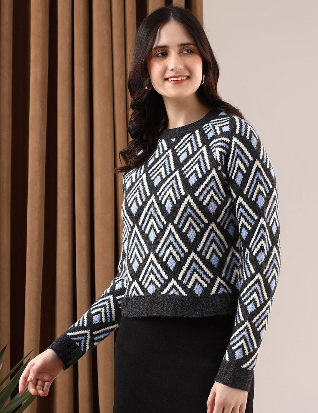 Kotty Women Printed Crop Pullover