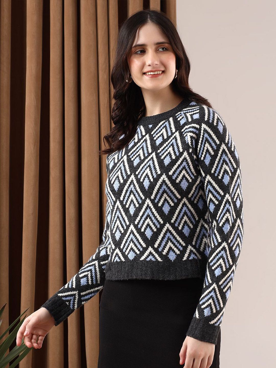 Kotty Women Printed Crop Pullover