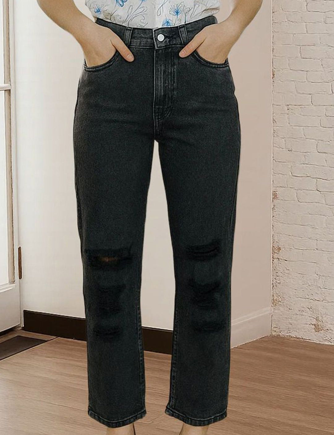 Kotty Women Relaxed Fit High-Rise Slash Knee Stretchable Jeans