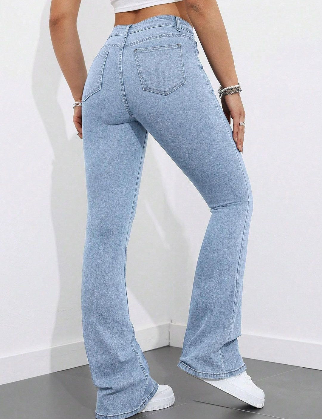 Kotty Women Bootcut High-Rise Stretchable Jeans