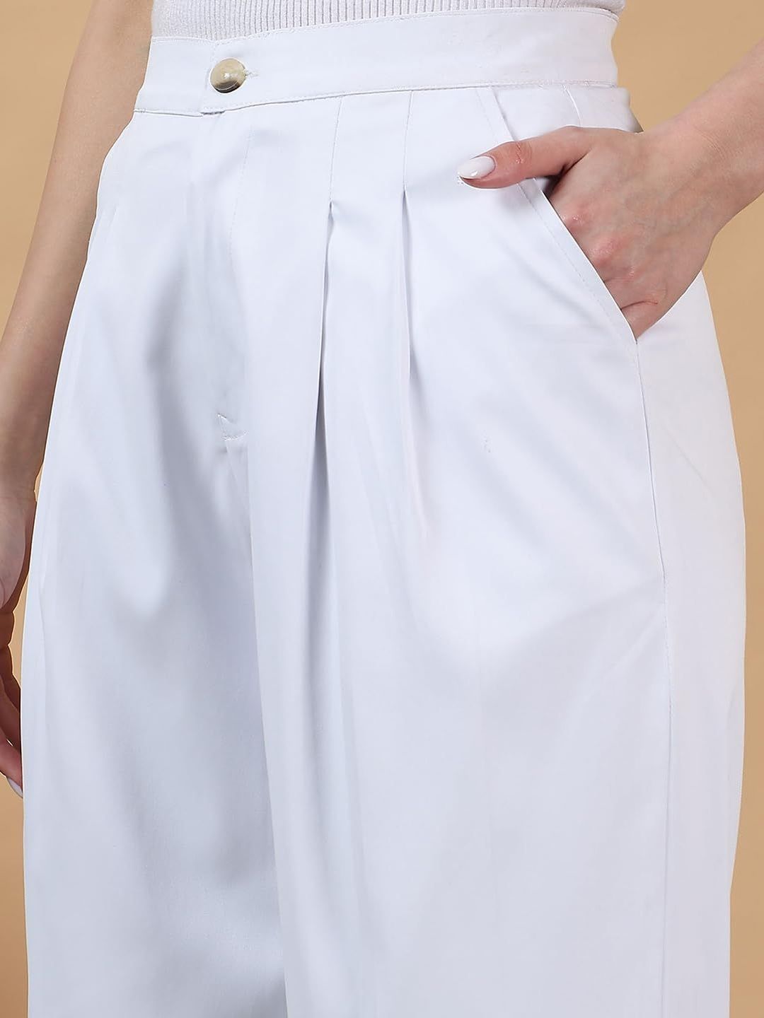 Kotty Women Relaxed Straight Leg High-Rise Trousers