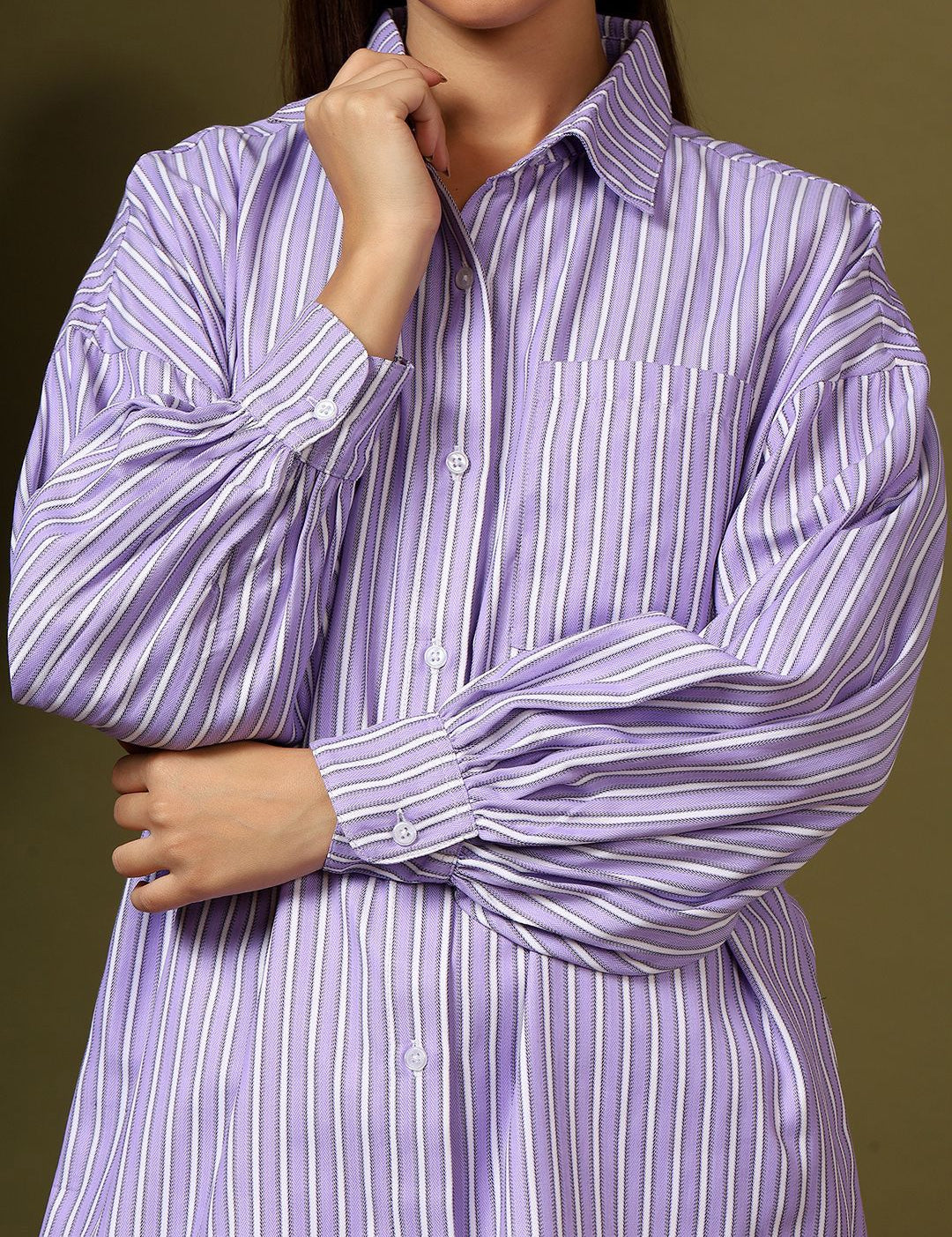 Kotty Women Oversized Fit Spread Collar Vertical Striped Cotton Casual Shirt