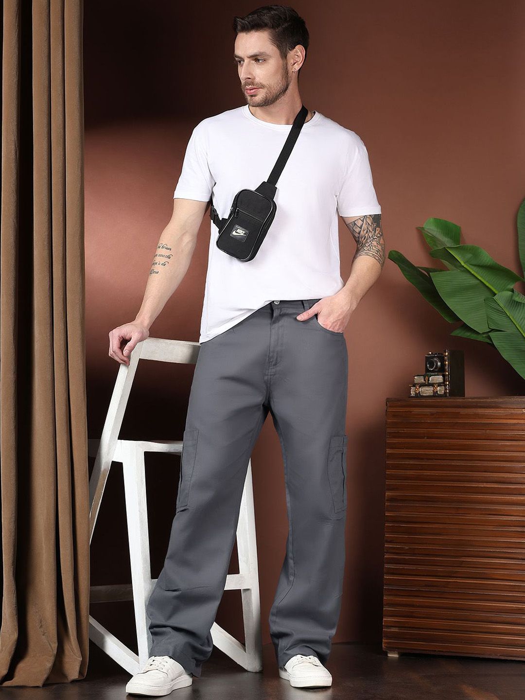 Kotty Men Relaxed Easy Wash Cargos Trousers