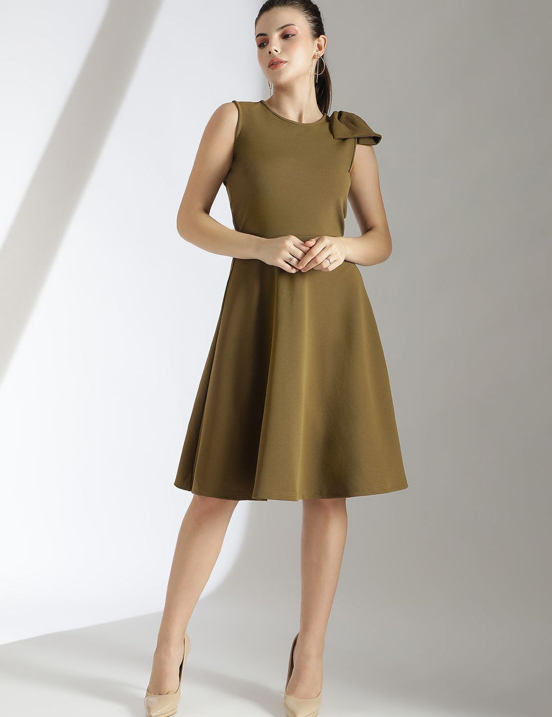 Kotty Women Tie-Up Neck Bow Detail Fit & Flare Dress