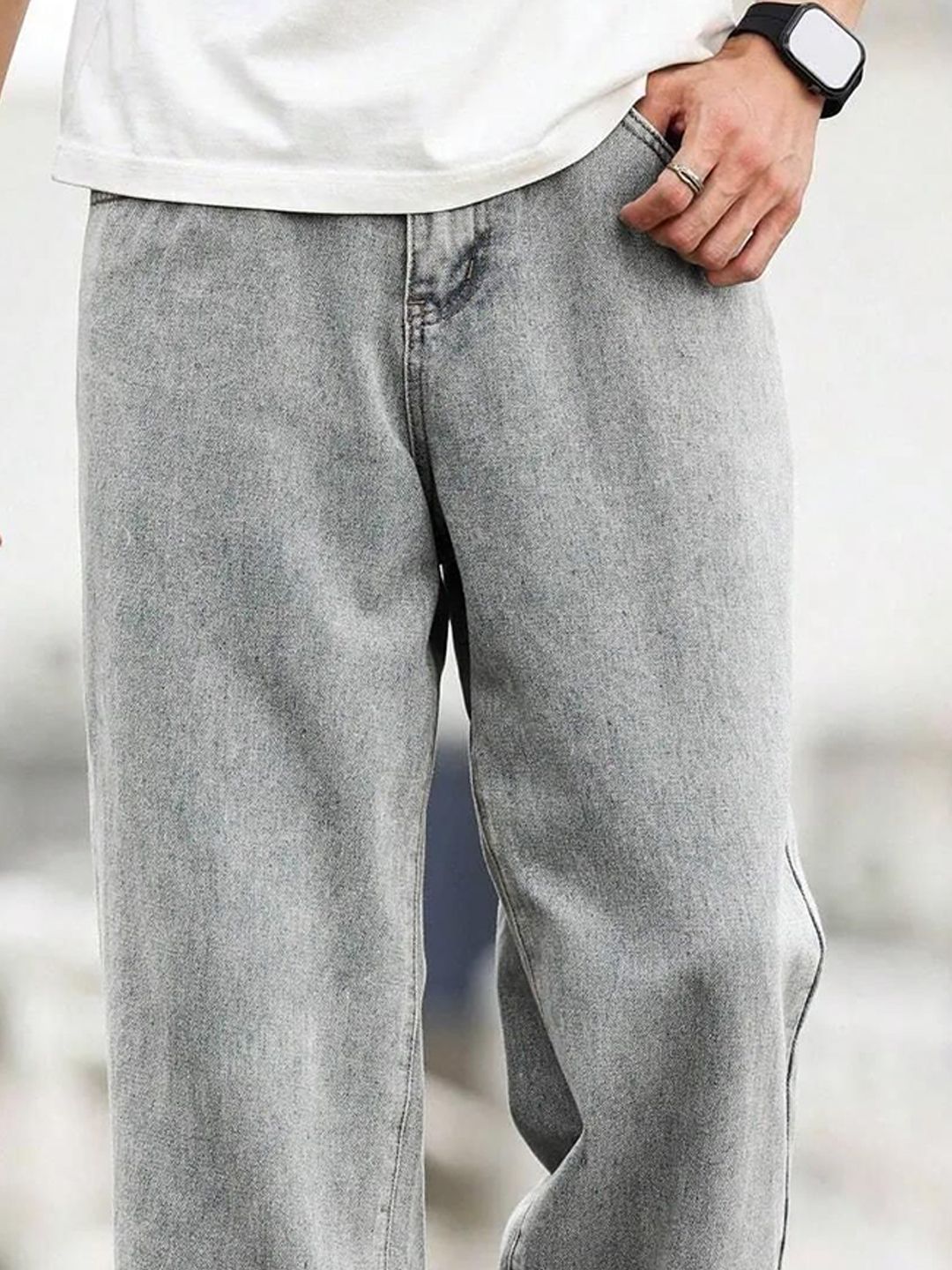 Kotty Men Relaxed Fit Mid-Rise Light Fade Stretchable Jeans