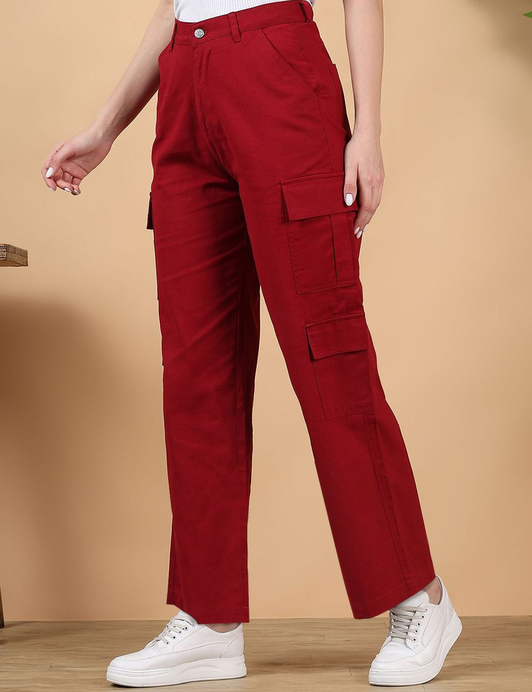 Kotty Women Straight Fit High-Rise Stretchable Jeans