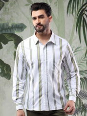 Kotty Men Spread Collar Vertical Striped Casual Shirt