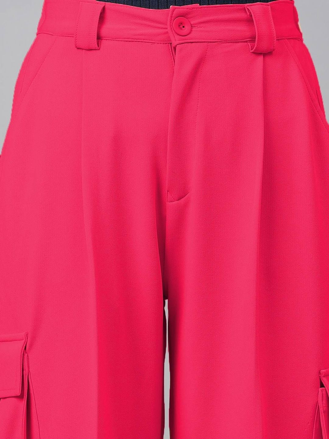 Kotty Women Relaxed Straight Leg High-Rise Trousers