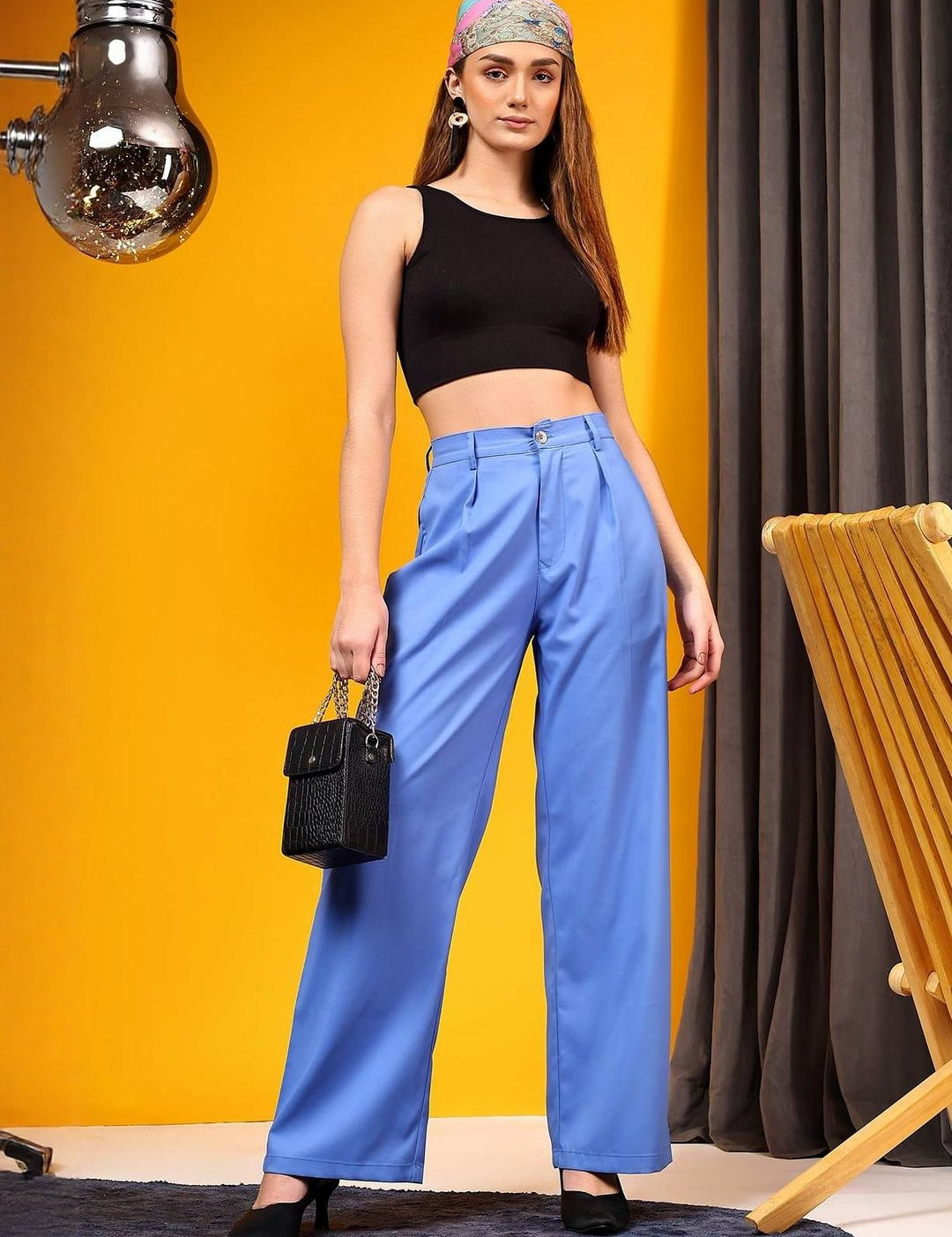 Kotty Women Relaxed Straight Leg High-Rise Trousers