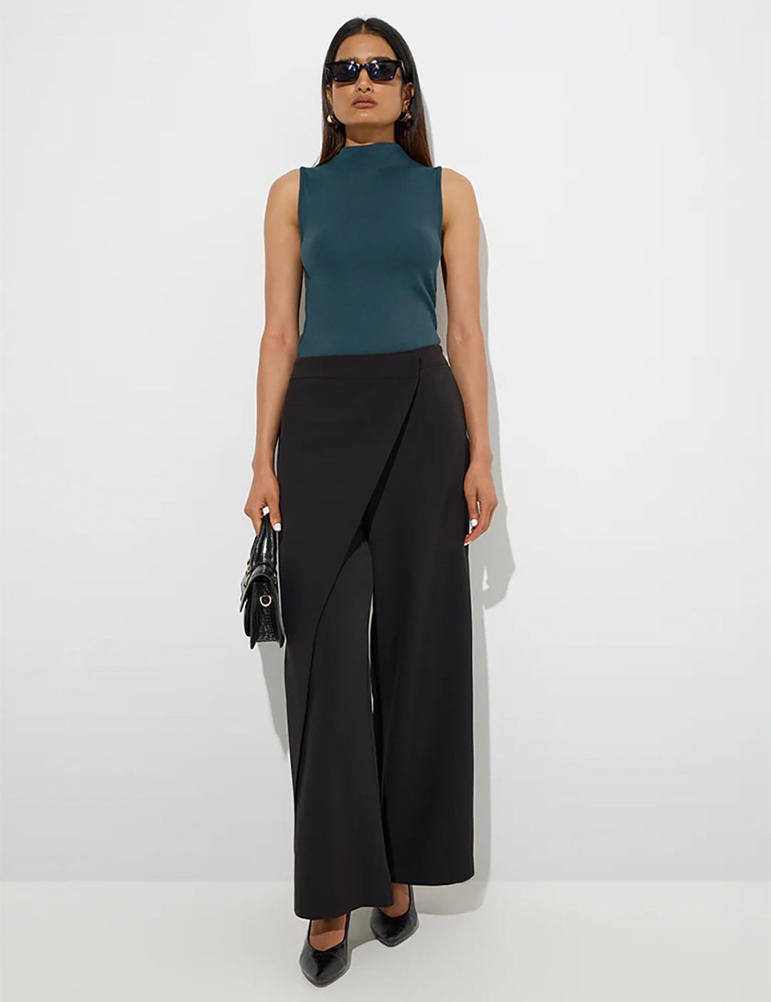 Kotty Women Sleeveless High Neck Tank Top