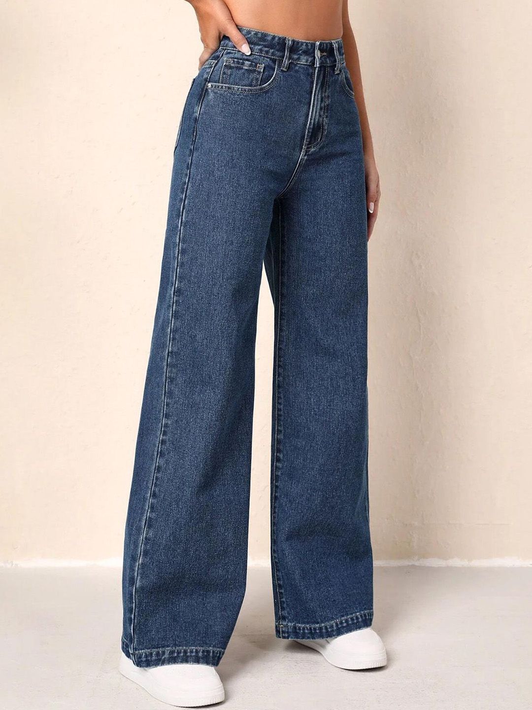 Kotty Women Flared High-Rise Stretchable Jeans