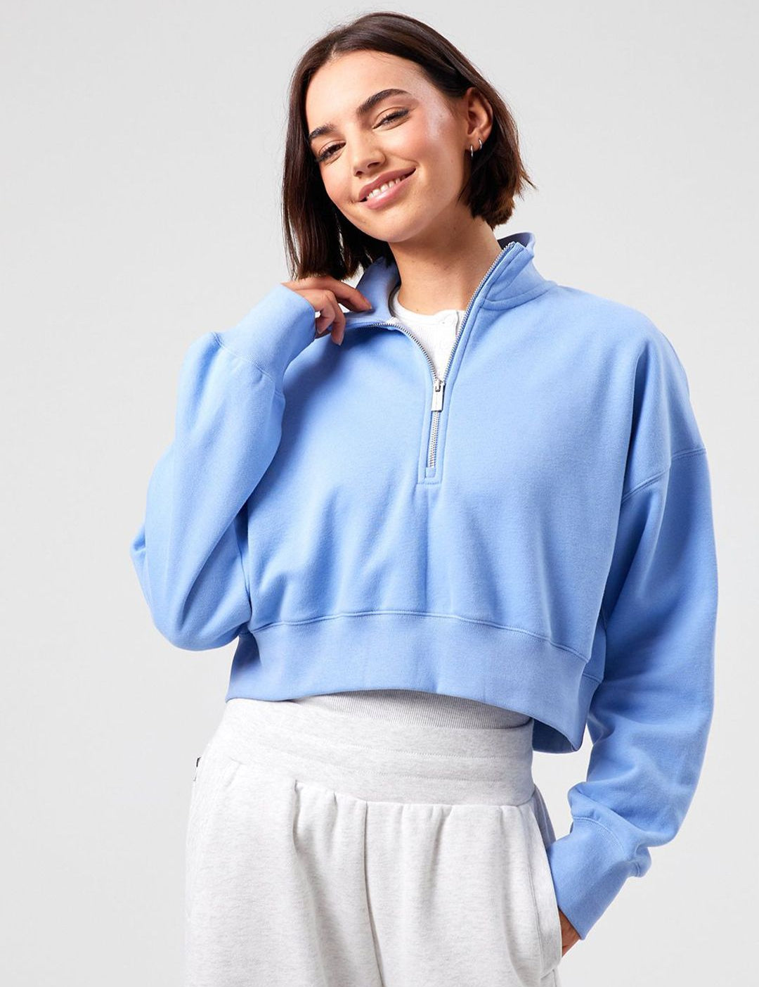 Kotty Women Mock Collar Crop Sweatshirt