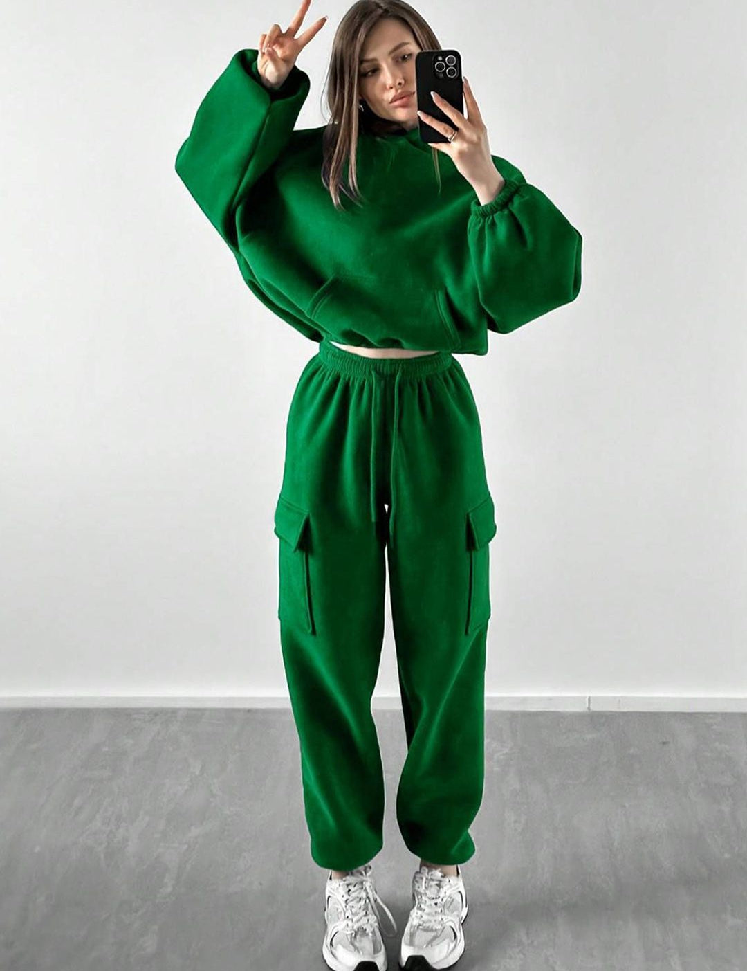 Kotty Hooded Neck Sweatshirt With Joggers