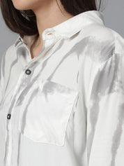 Kotty Women Spread Collar Abstract Printed Cotton Oversized Casual Shirt