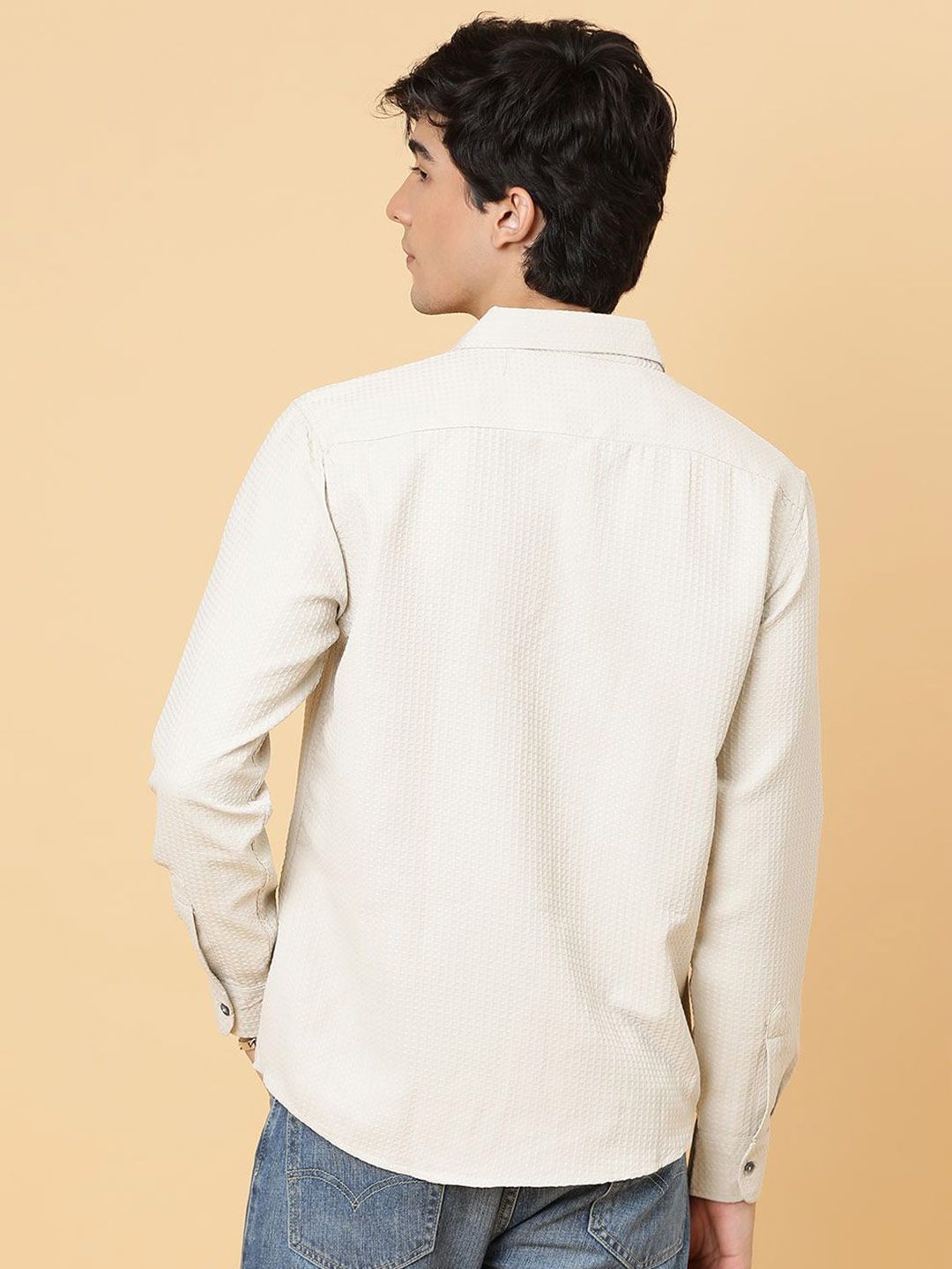 Kotty Men Relaxed Spread Collar Solid Casual Shirt