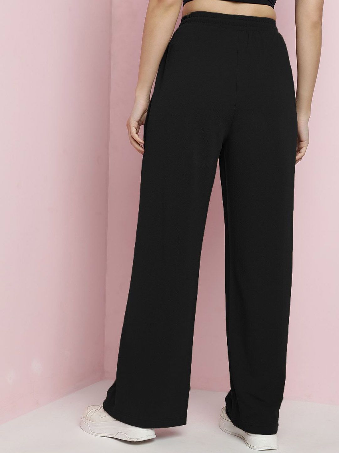Kotty Women Relaxed Straight Fit High-Rise Parallel Trousers