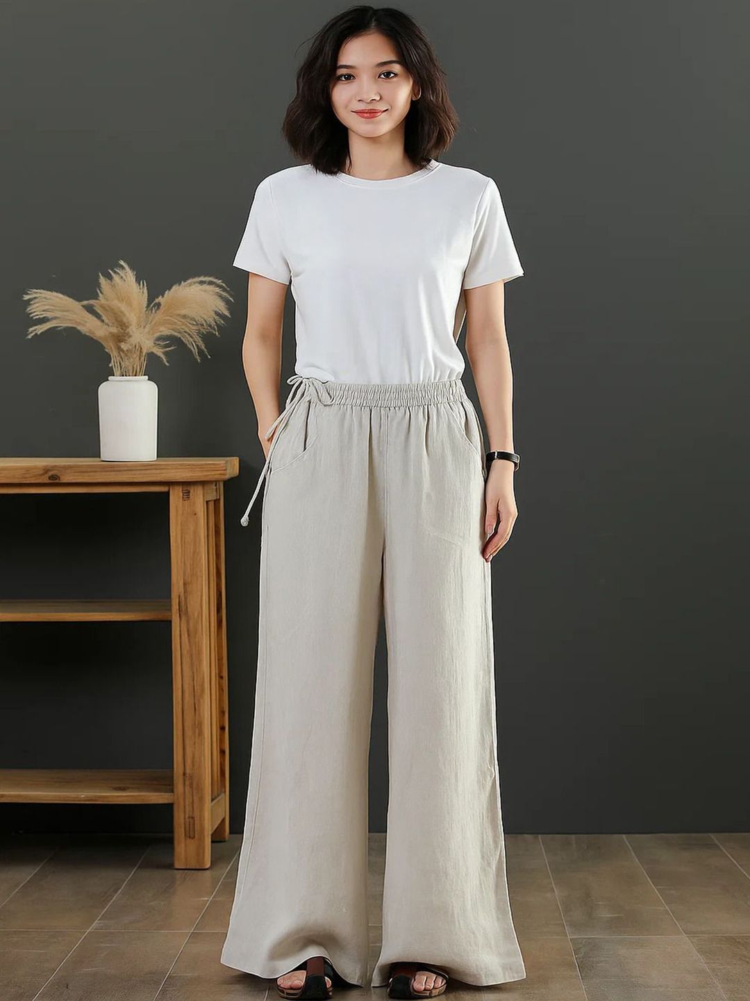 Kotty Women High-Rise Wide Leg Fit Regular Trousers