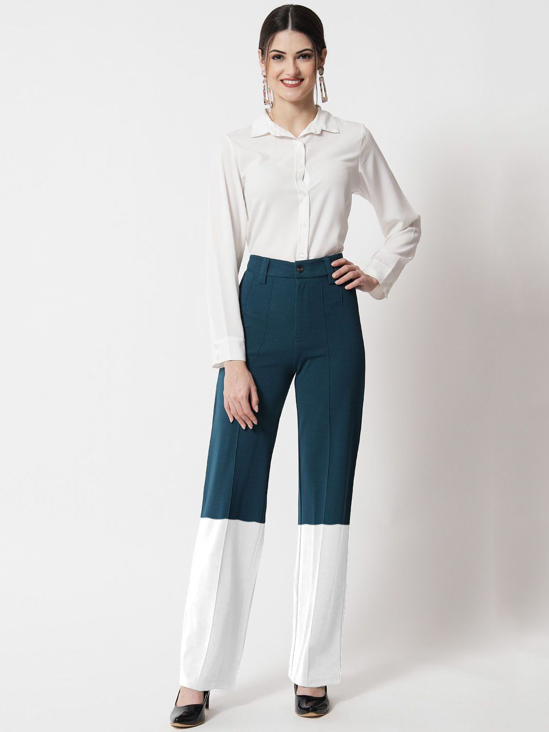 Kotty Women Colourblocked Relaxed Straight Leg Straight Fit High-Rise Easy Wash Trousers