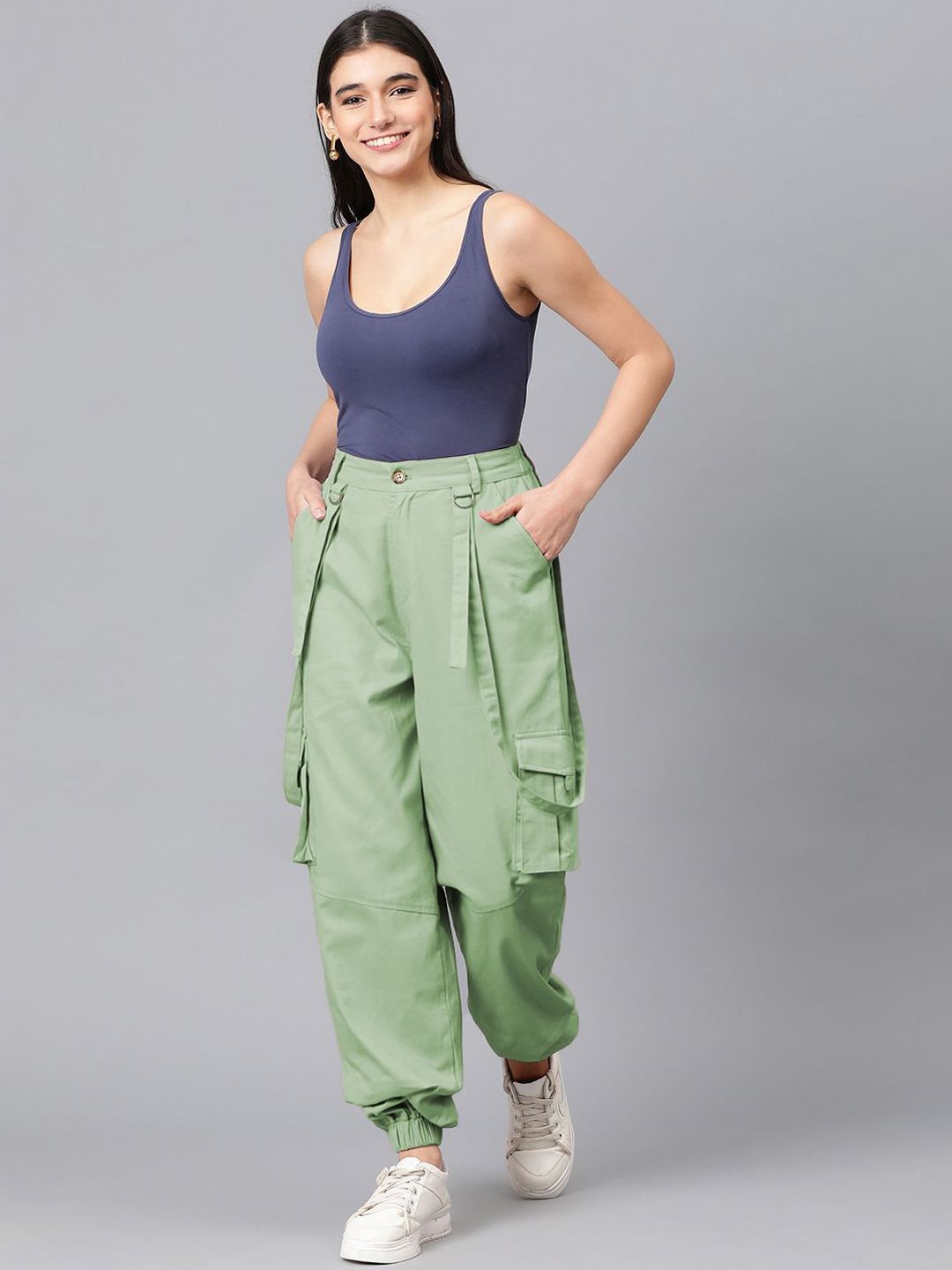 Kotty Women Relaxed High-Rise Easy Wash Cargos Trousers