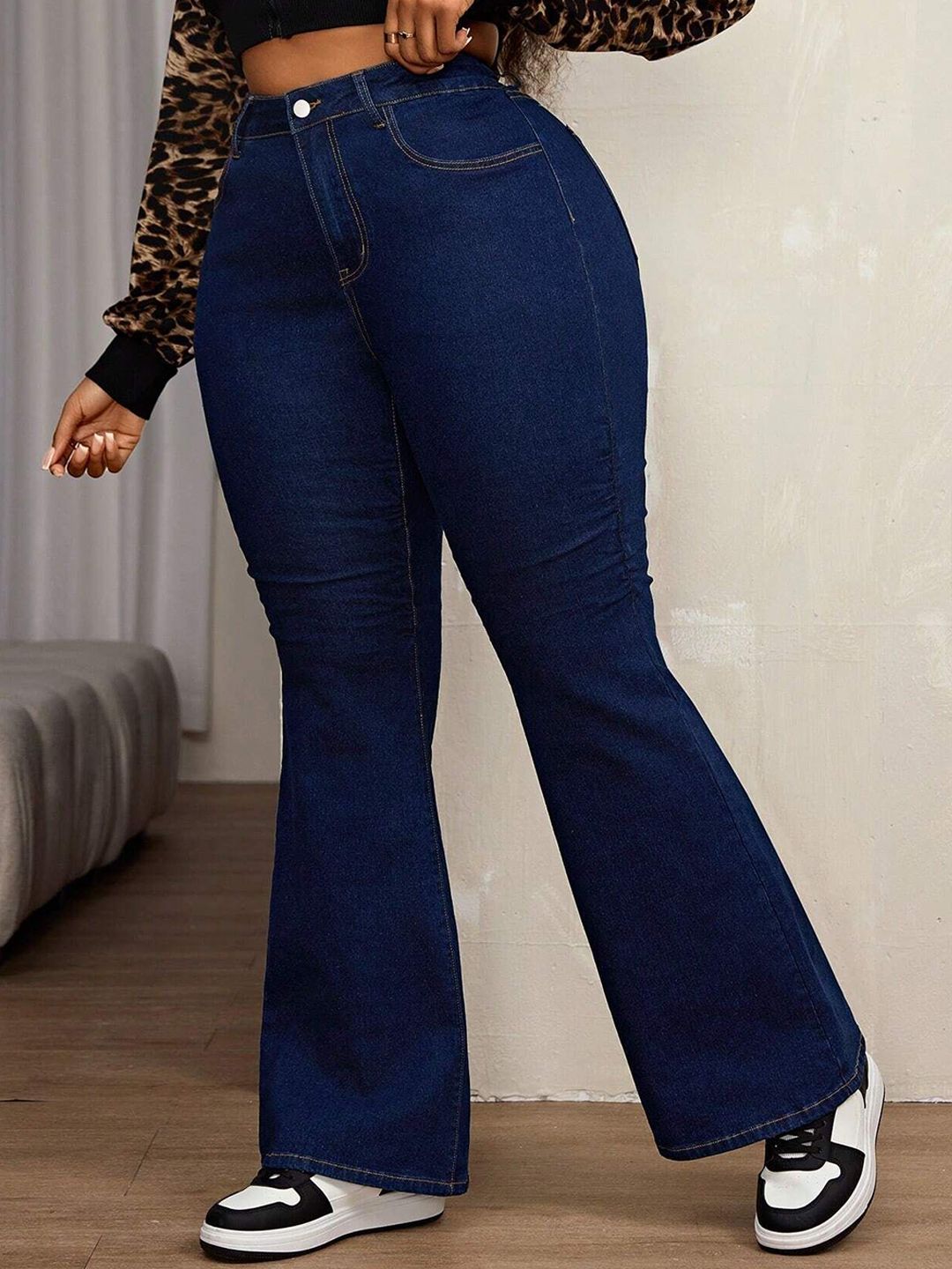 Kotty Women Bootcut High-Rise Stretchable Jeans