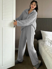 Kotty Women Solid Lapel Collar Night Suit