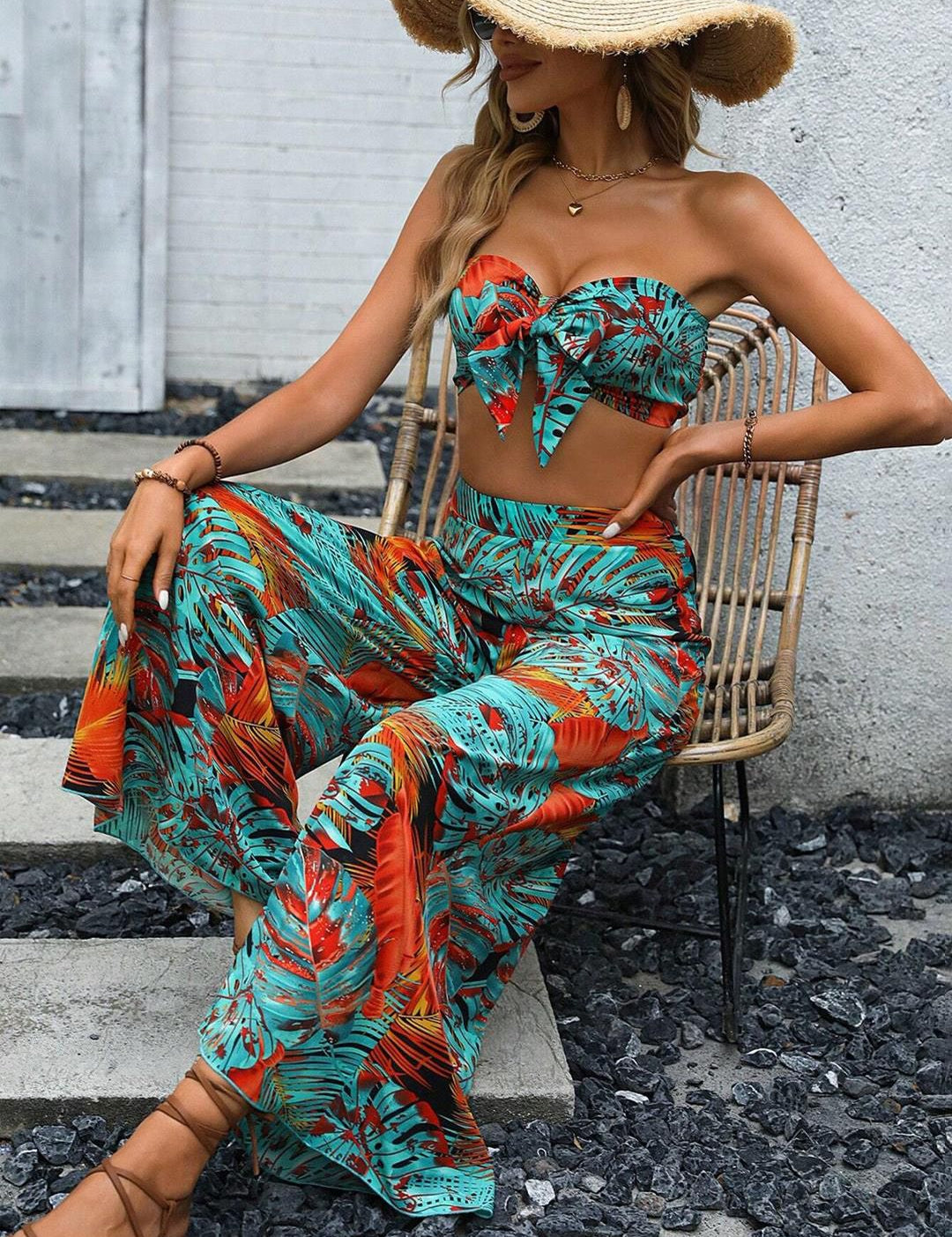 Kotty Women Floral Printed High-Rise Wide Leg Trousers