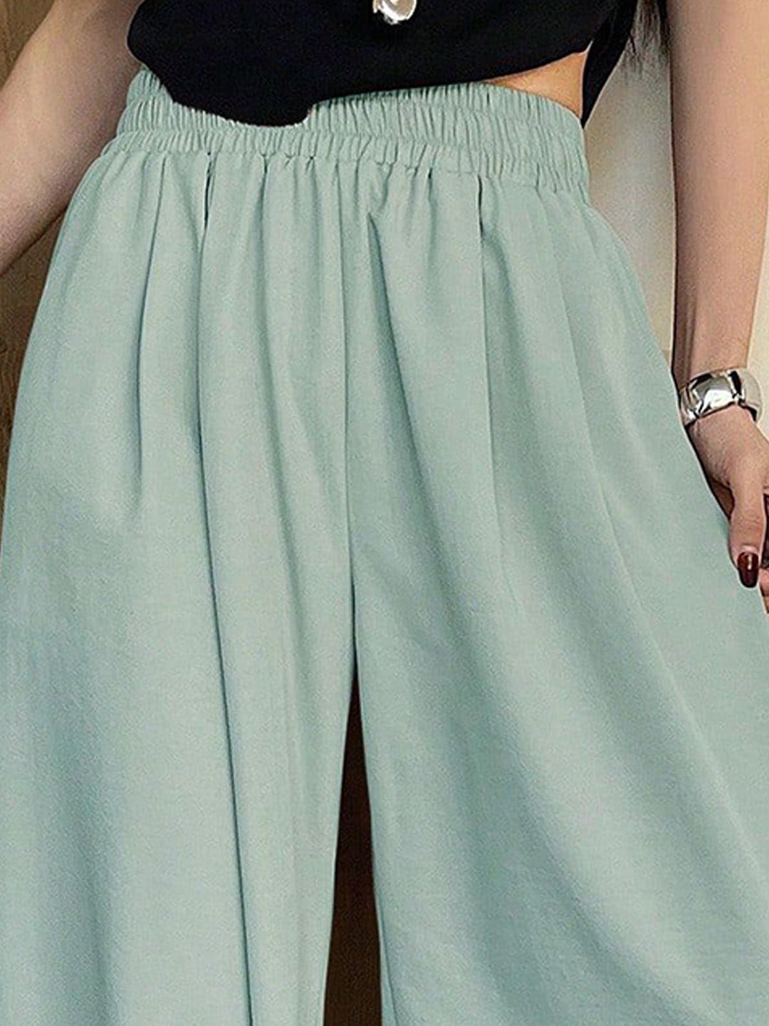 Kotty Women Relaxed Fit High-Rise Regular Trousers