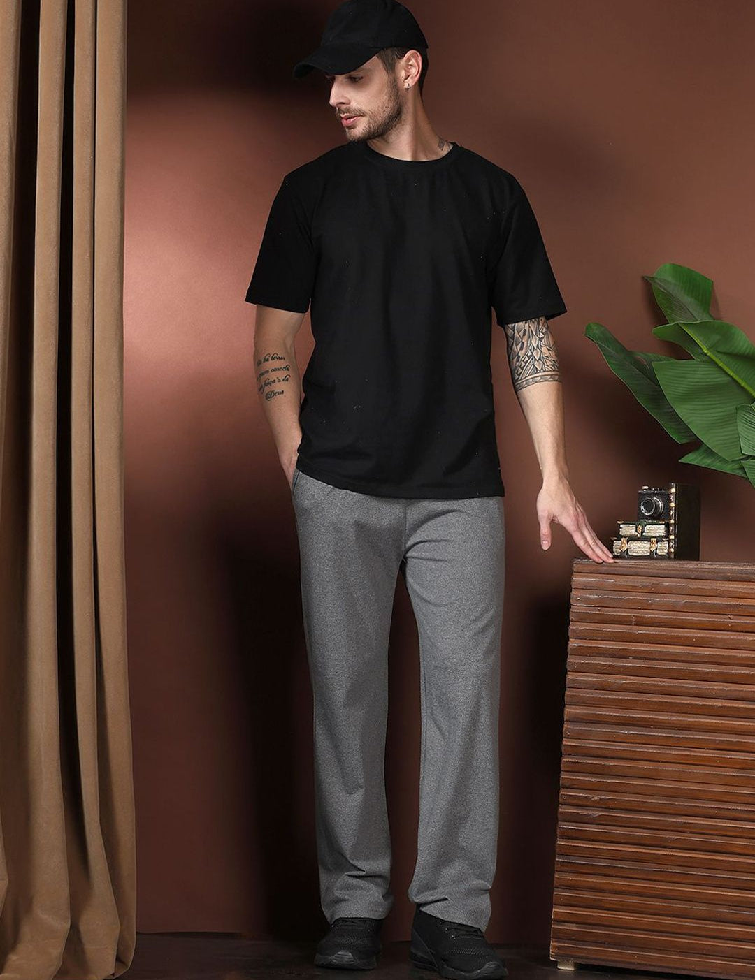  Kotty Men Mid Rise Track Pant