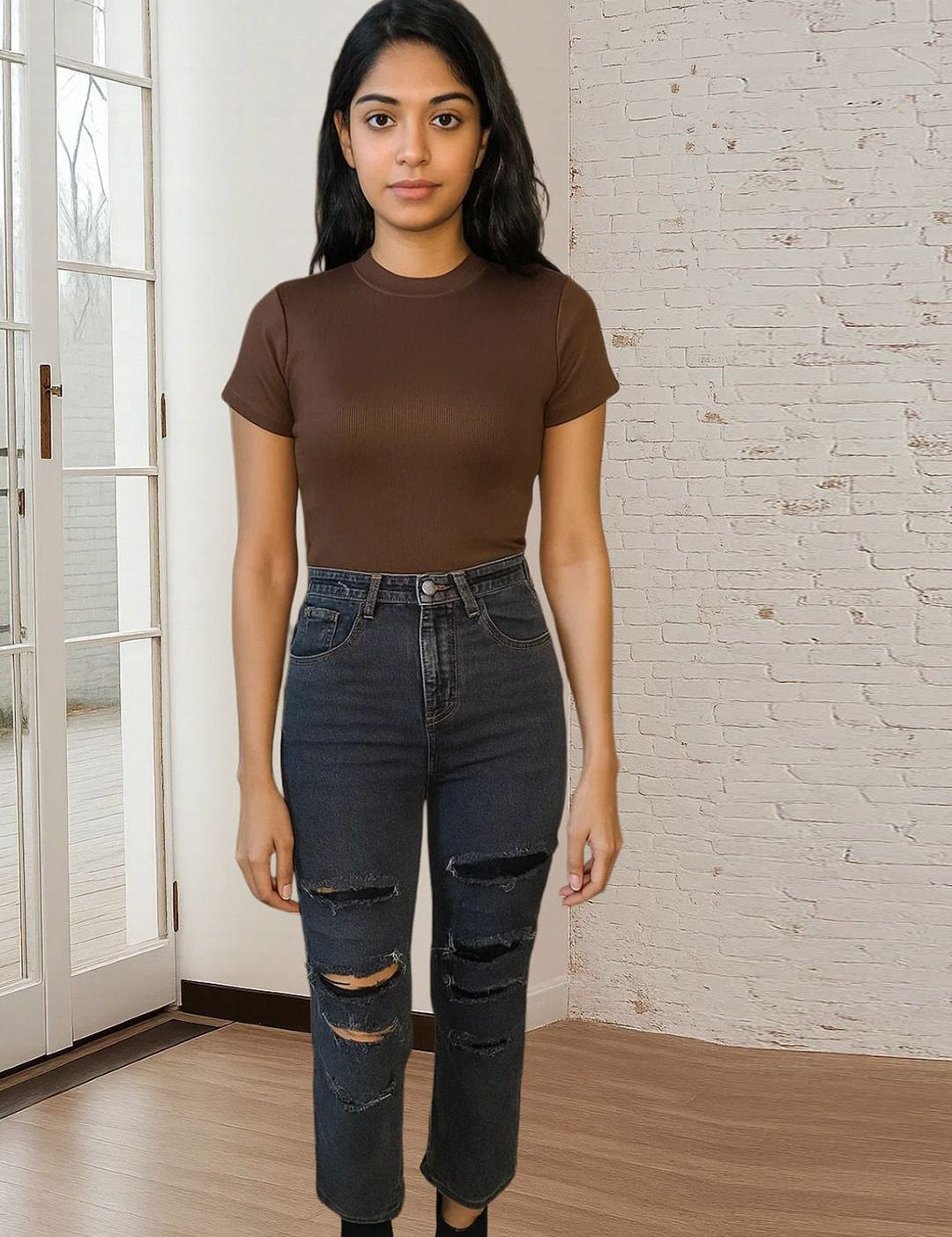 Kotty Women Relaxed Fit High-Rise Mildly Distressed Stretchable Jeans