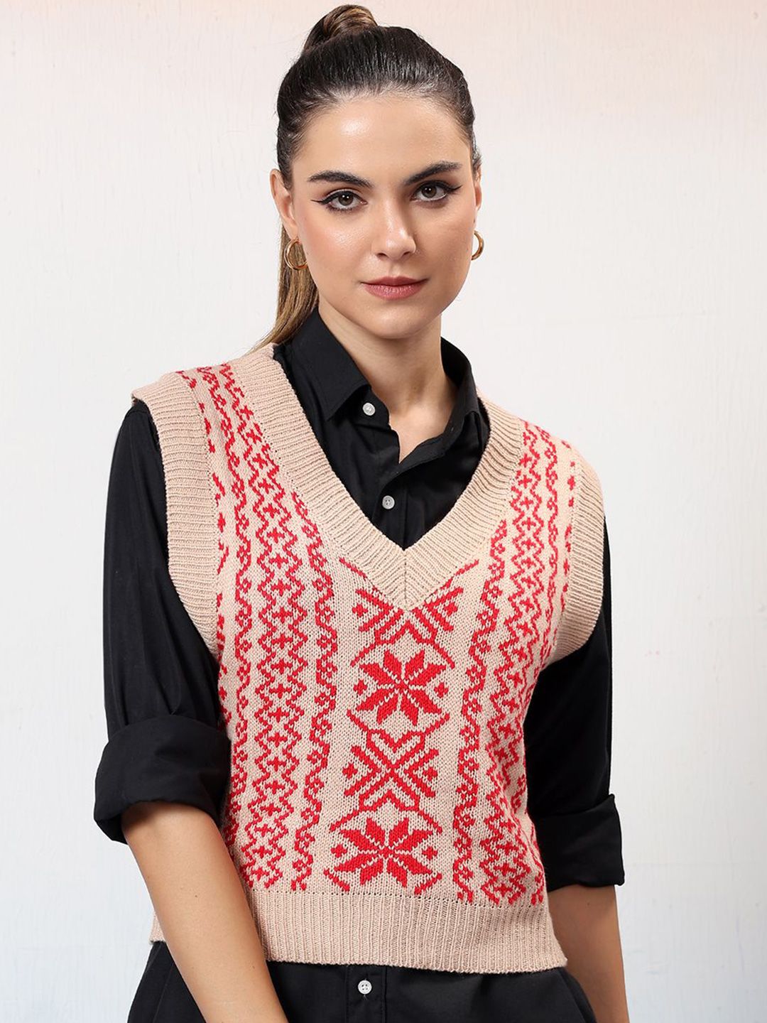 Kotty Women Printed Crop Sweater Vest