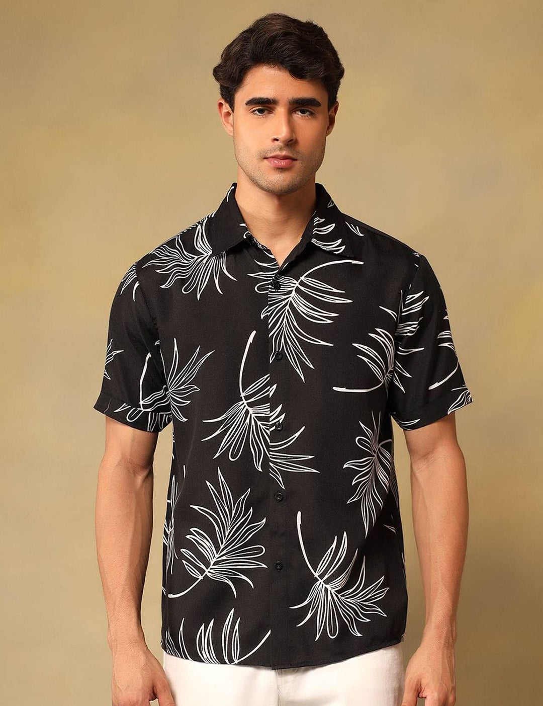 Kotty Men Comfort Fit Floral Printed Spread Collar Linen Casual Shirt