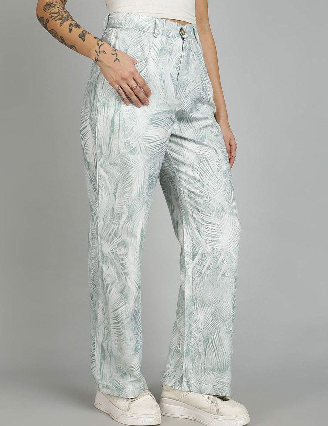 Kotty Women Abstract Printed Straight Fit High-Rise Trousers