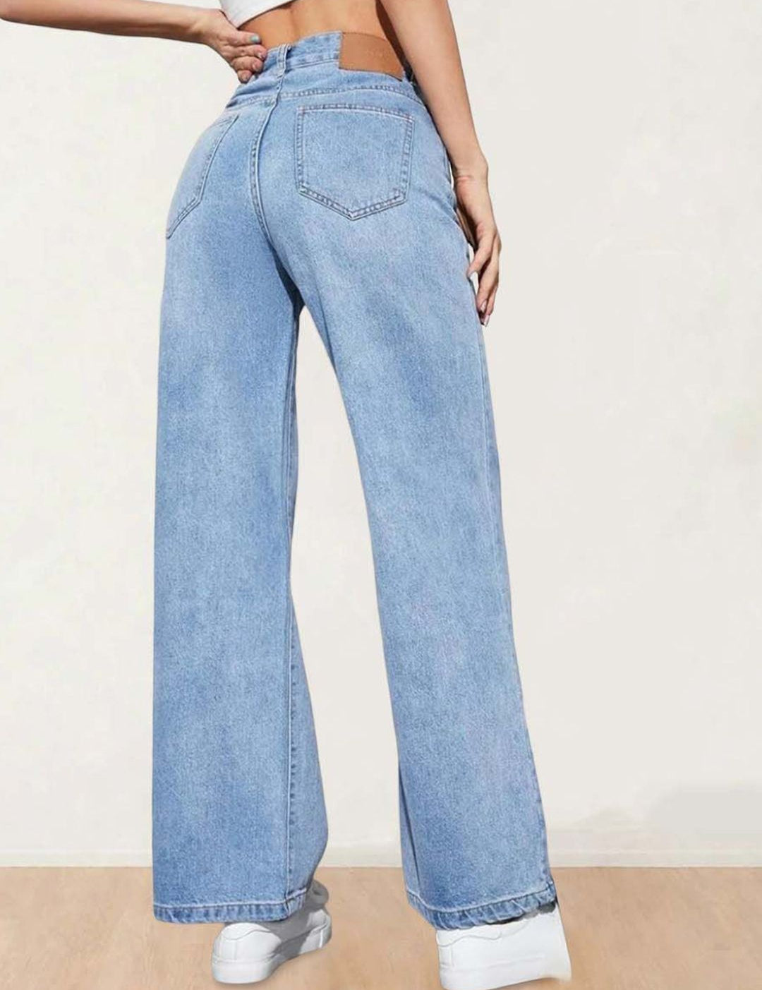 Kotty Women Straight Fit High-Rise Stretchable Jeans