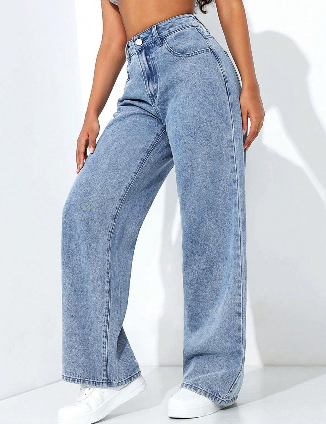 Kotty Women Straight Fit High-Rise Stretchable Jeans