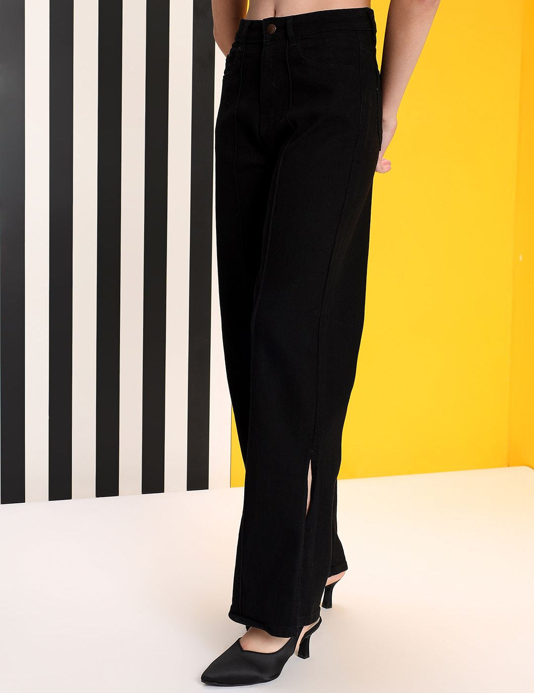 Kotty Women Jean Straight Fit High-Rise Stretchable Jeans