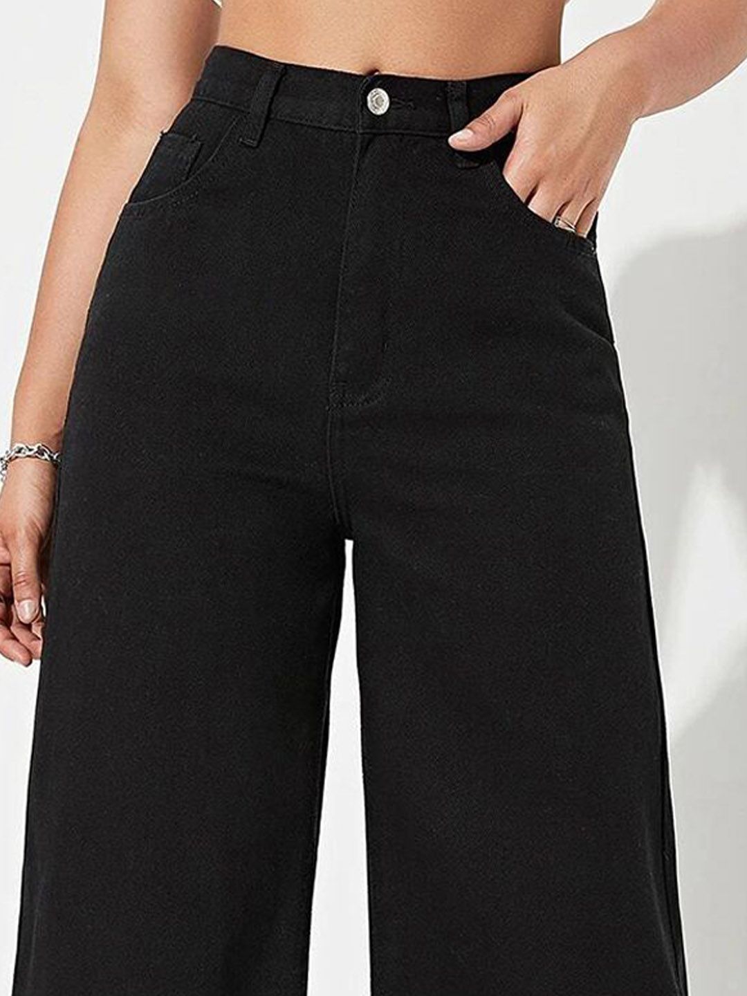 Kotty Women Flared High-Rise Stretchable Jeans