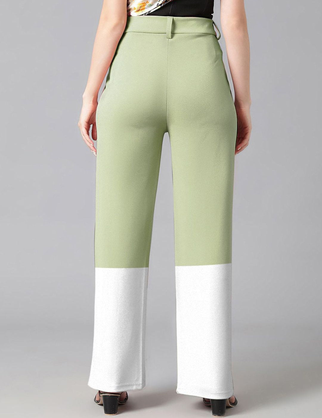 Kotty Women Colourblocked High-Rise Pleated Regular Trousers