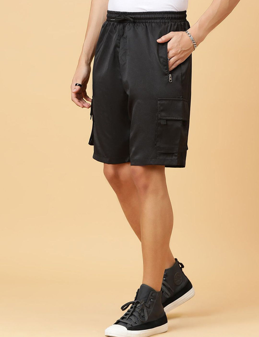 Kotty Men Low-Rise Sports Shorts