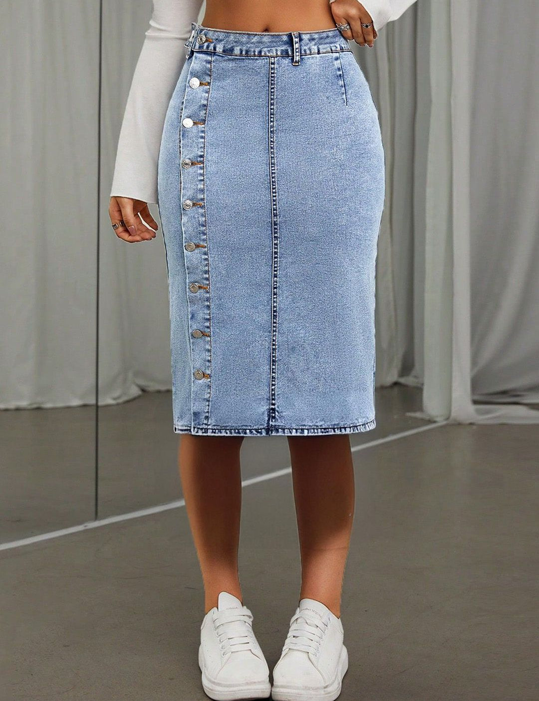 Kotty Pencil Knee Length Skirt