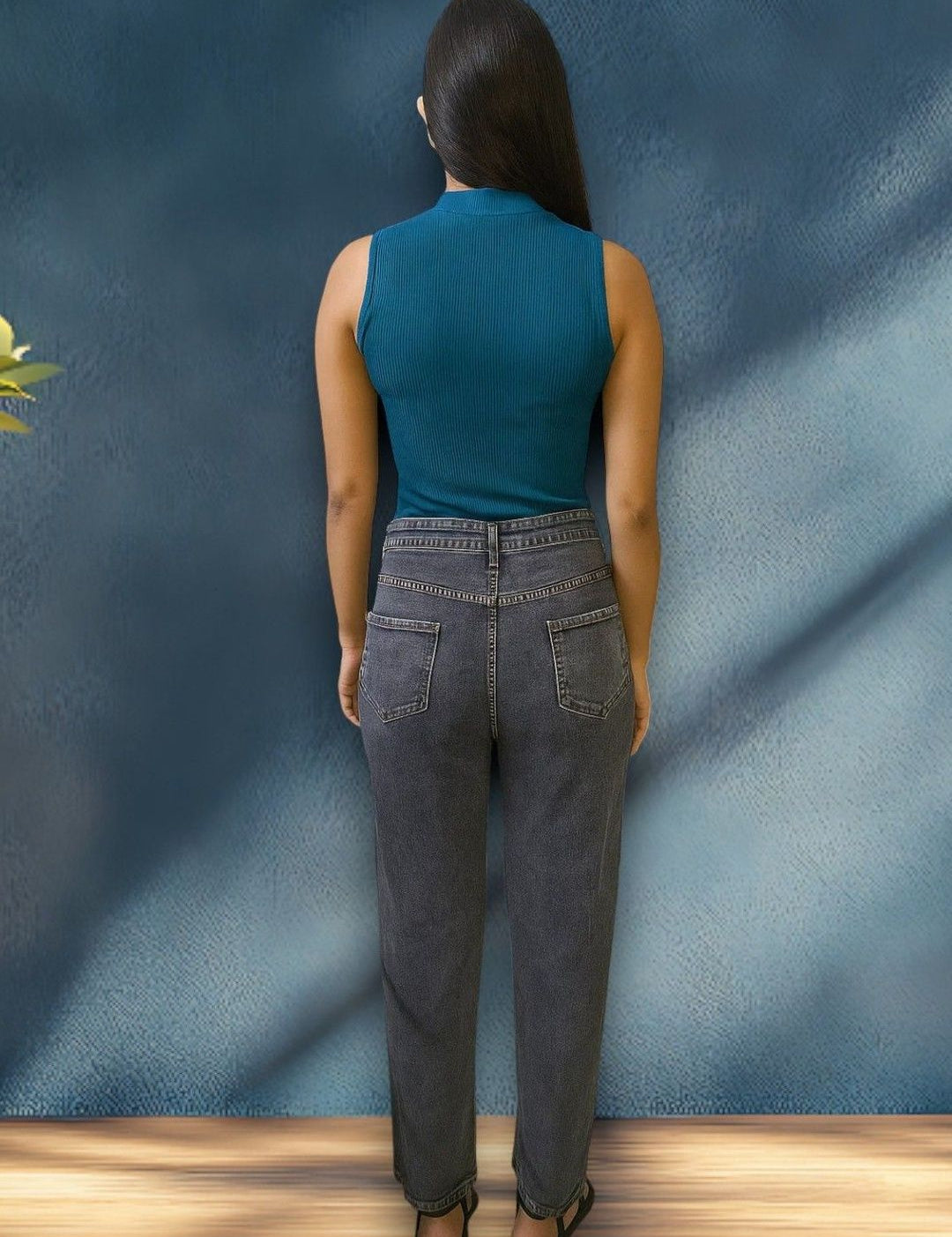 Kotty Women Regular Fit High-Rise Highly Distressed Light Fade Stretchable Jeans