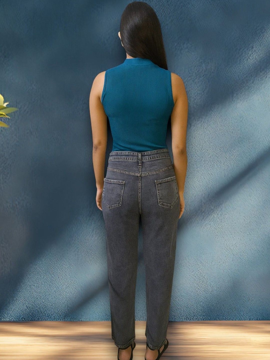 Kotty Women Regular Fit High-Rise Highly Distressed Light Fade Stretchable Jeans