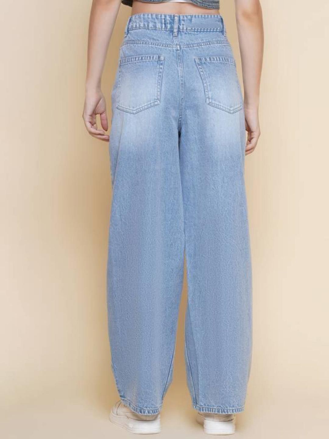 Kotty Women Straight Fit High-Rise Stretchable Jeans