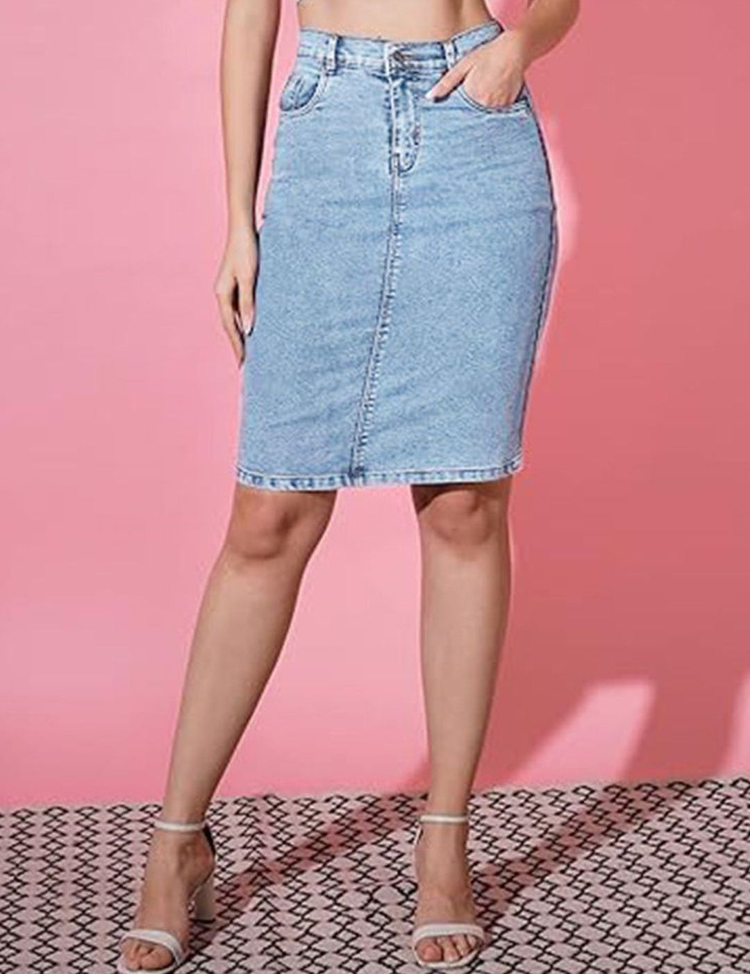 Kotty Pencil Knee Length Skirt