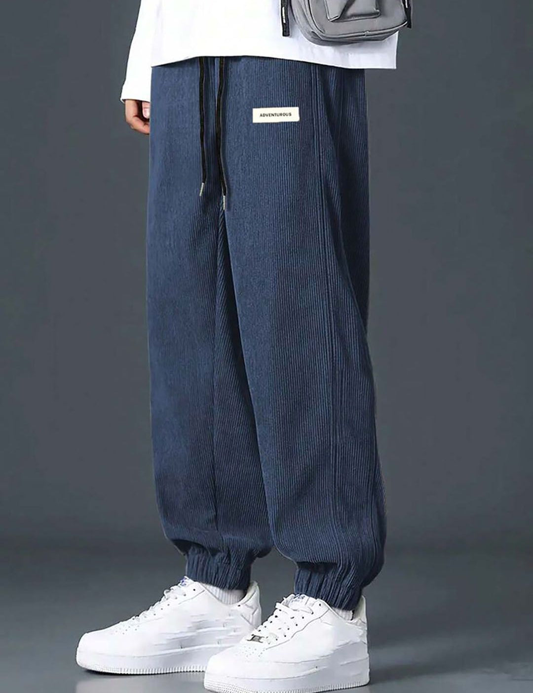 Kotty Men Relaxed High-Rise Corduroy Joggers Trousers