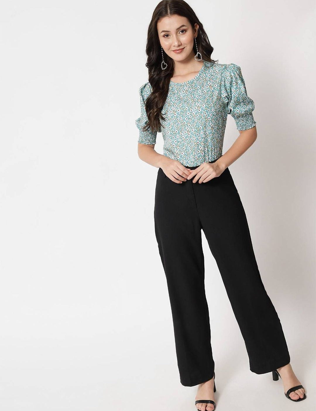 Kotty  Women Floral Printed Puff Sleeve Top