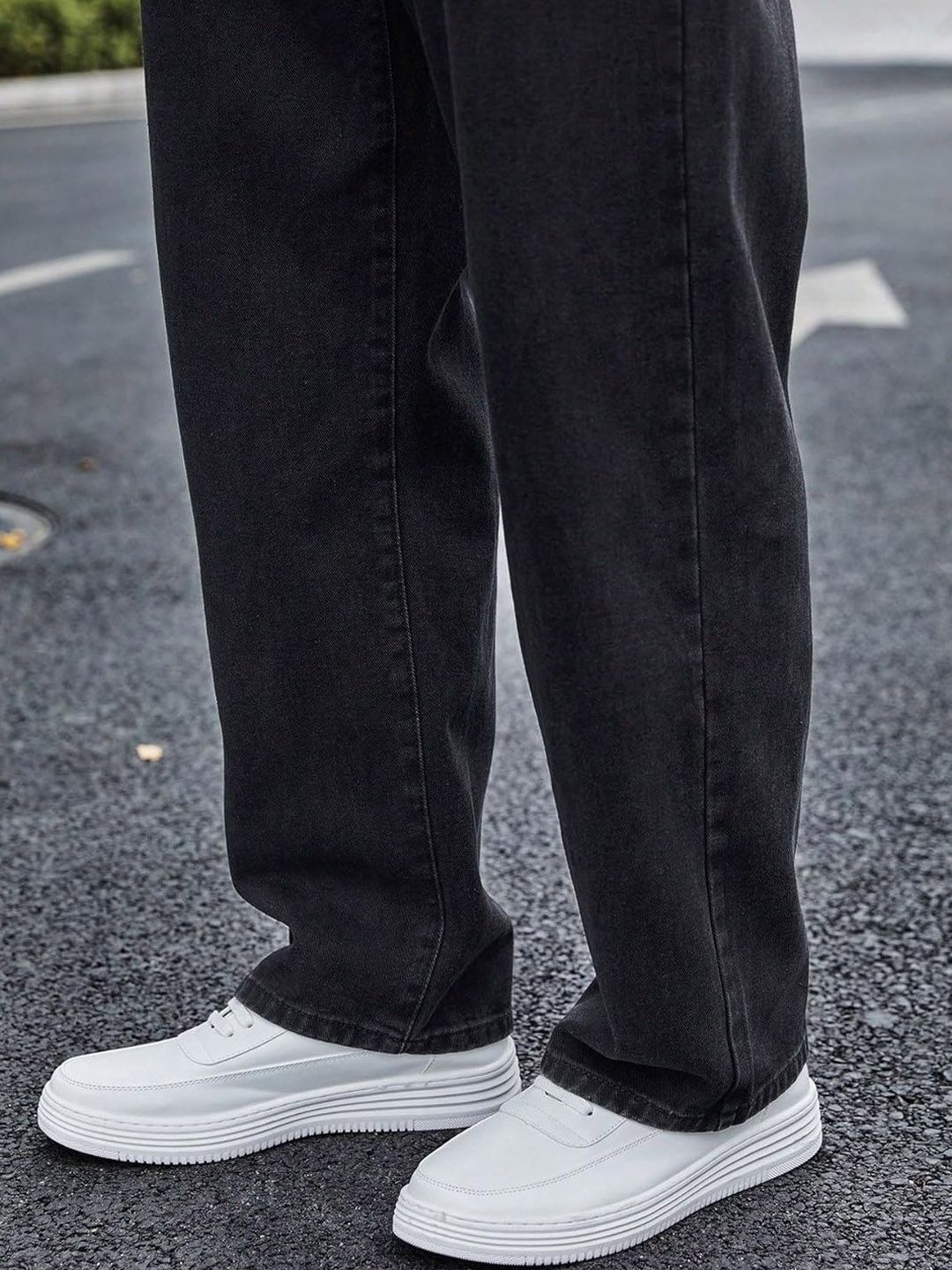 Kotty Men Low-Rise Stretchable Jeans