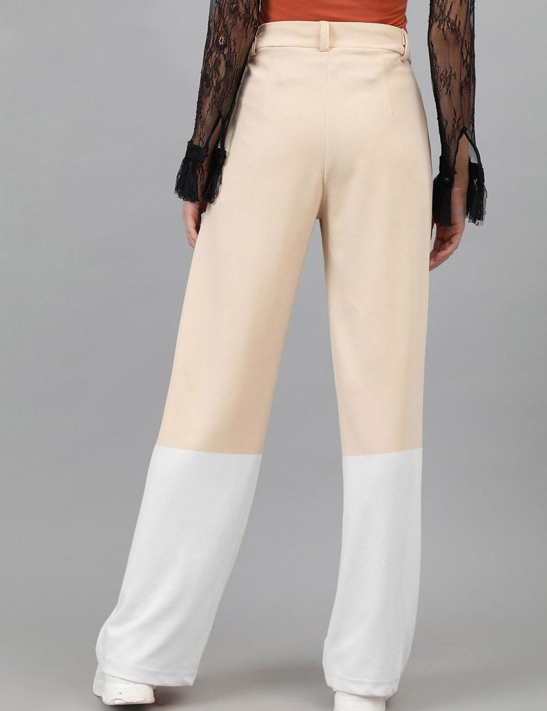 Kotty Women Colourblocked Relaxed Straight Leg Straight Fit High-Rise Easy Wash Trousers