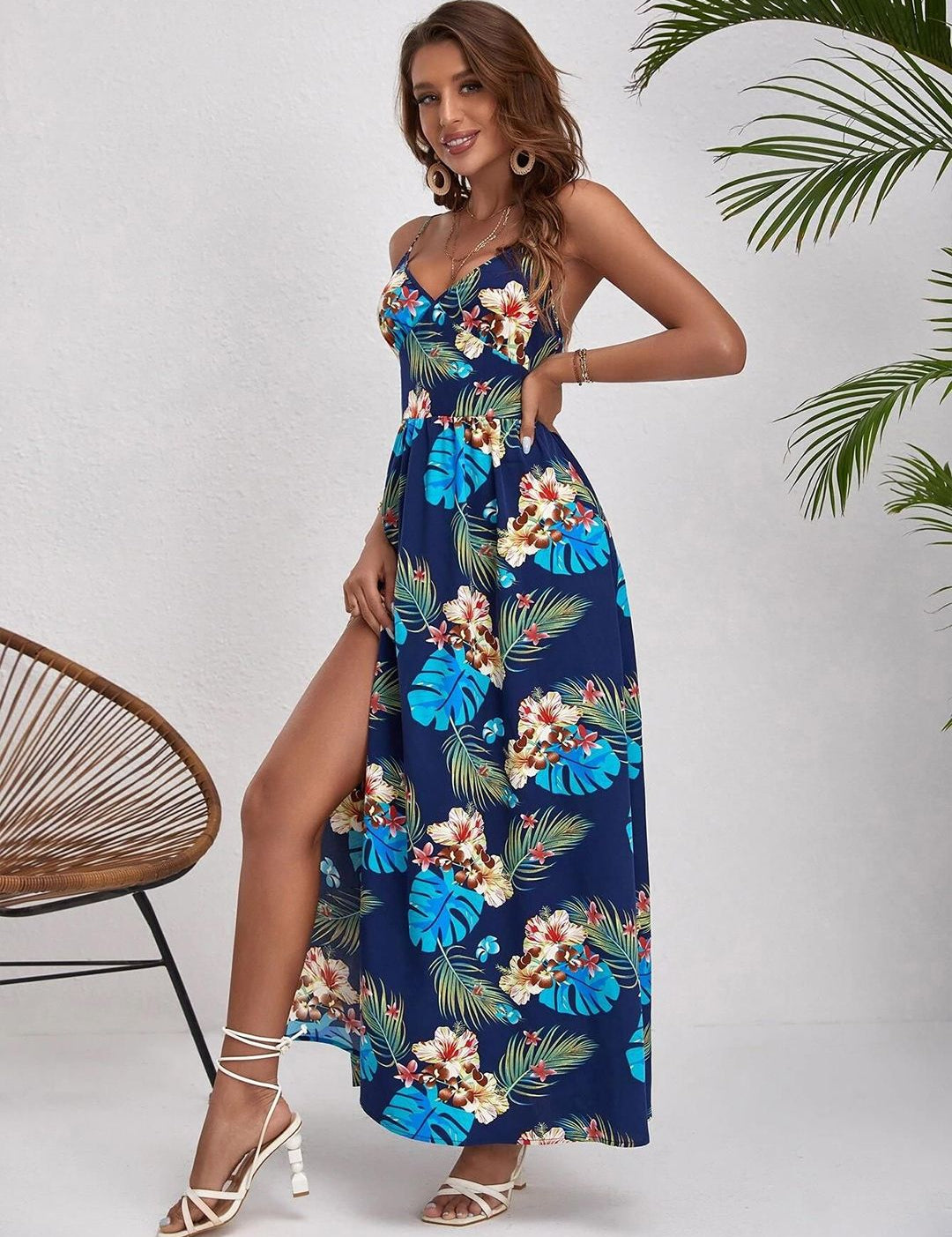Kotty Women Printed Crepe Maxi Sleeveless Dress